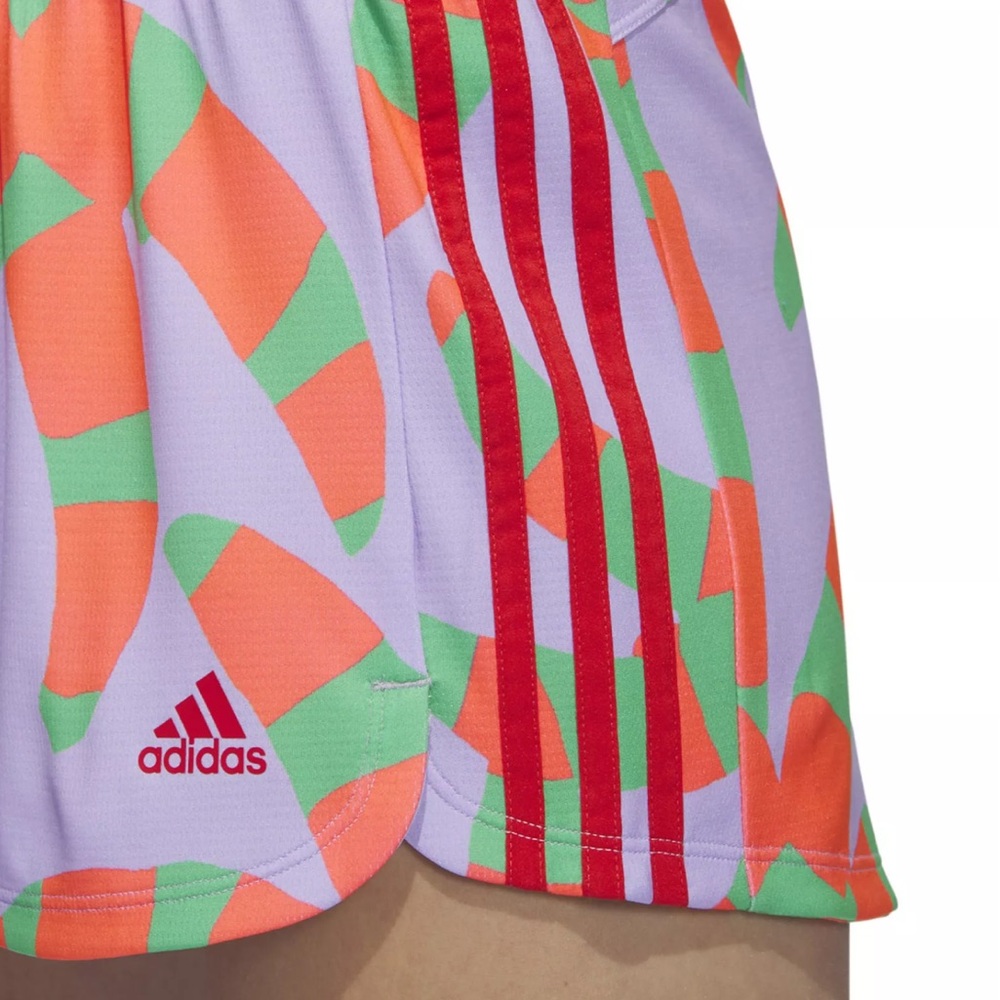 *NEW* FARM RIO X ADIDAS TROPICAL PACER TRAINING SHORTS MEDIUM - Picture 2 of 8